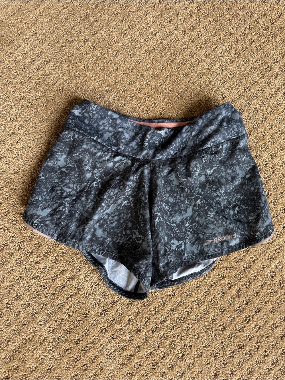 Brooks Women’s Black Marble Athletic Running Shorts